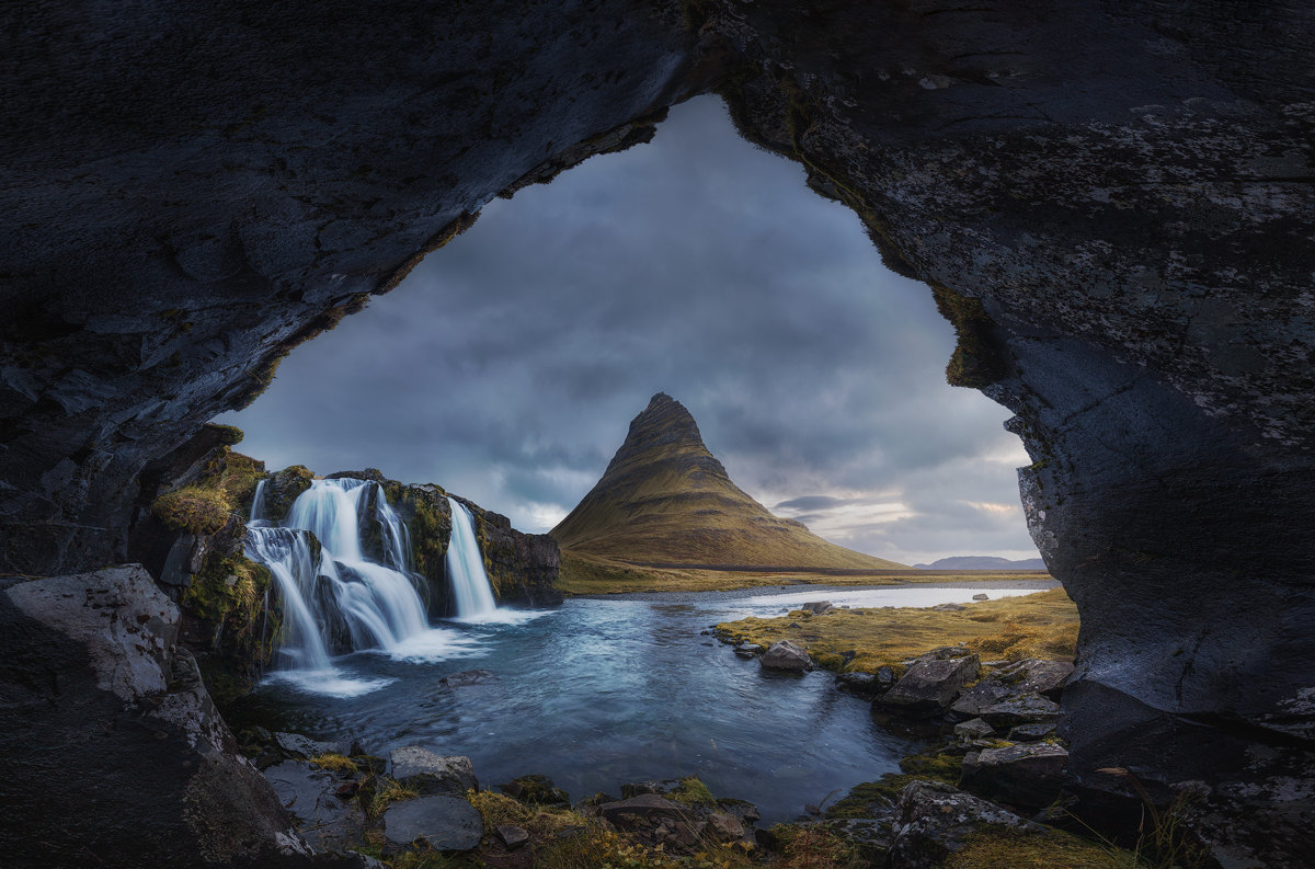 Kirkjufell desde la cueva